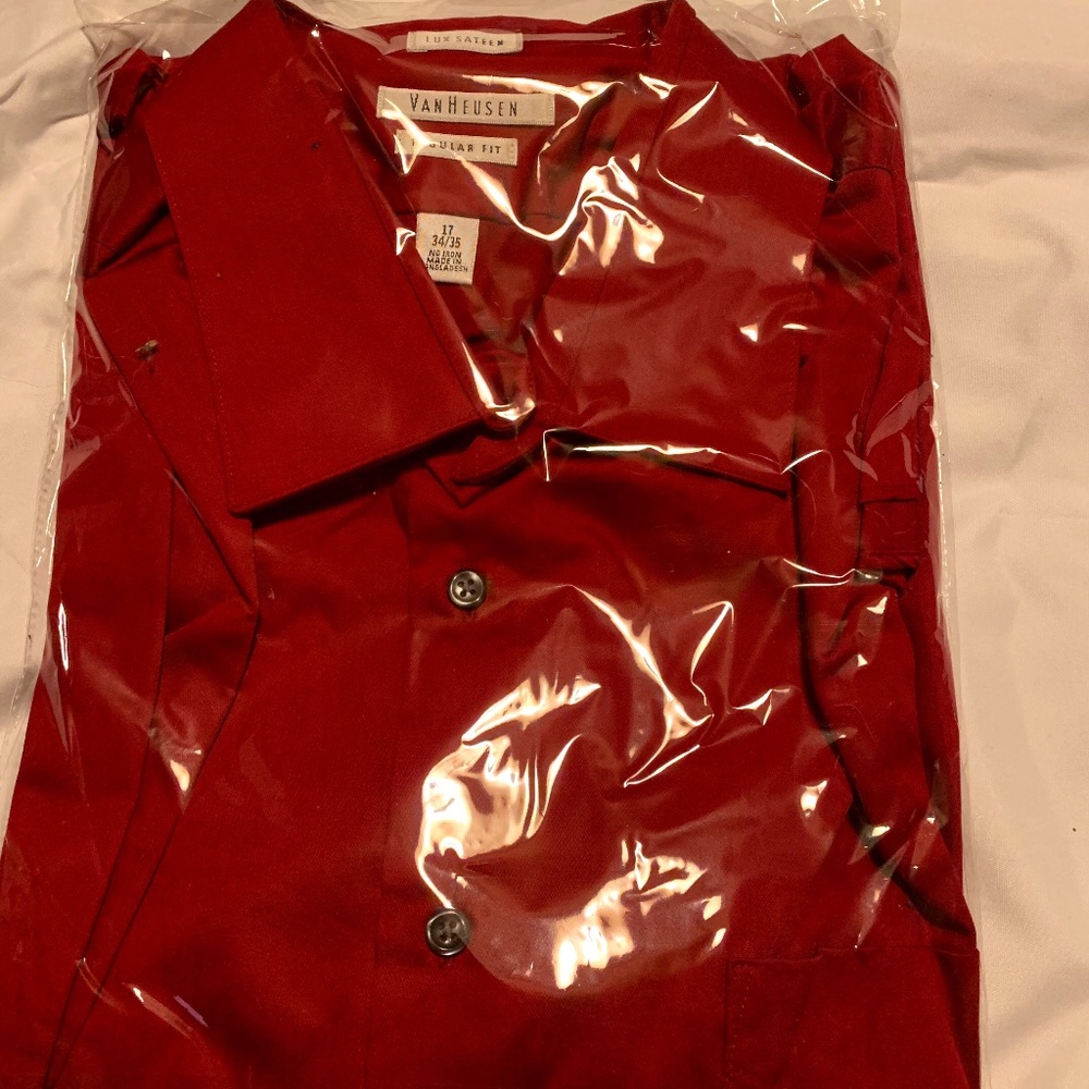 Van Heusen Men’s fitted dress shirt